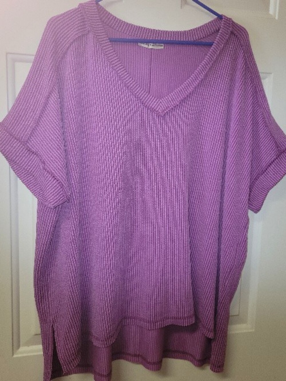 New Without Tags Purple Zenana Raised Rib & Raw Edge Look Short Sleeve Top 1X/2X